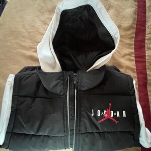 Used- excellent condition Jordan Big Boys Layered look Jacket with Hood